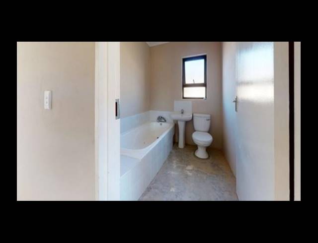 2 BEDROOM HOUSE FOR SALE IN BERGSIG